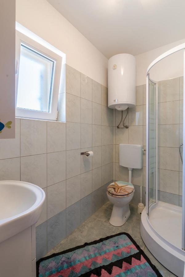 Apartments With A Parking Space Lopar, Rab - 14070 Exterior foto